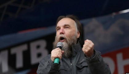金灿荣：特朗普獠牙毕露，我们可以在亚洲收拾他
