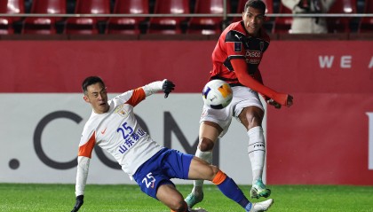 亚冠-陈蒲毕津浩破门高准翼助攻+伤退 泰山2-4浦项