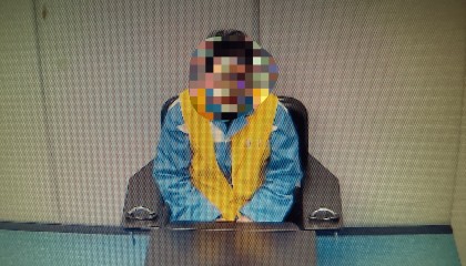 一人分饰三角，上海一男子2年诈骗“好友”近45万元