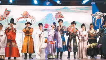 两岸汉服爱好者带你“穿越古今”