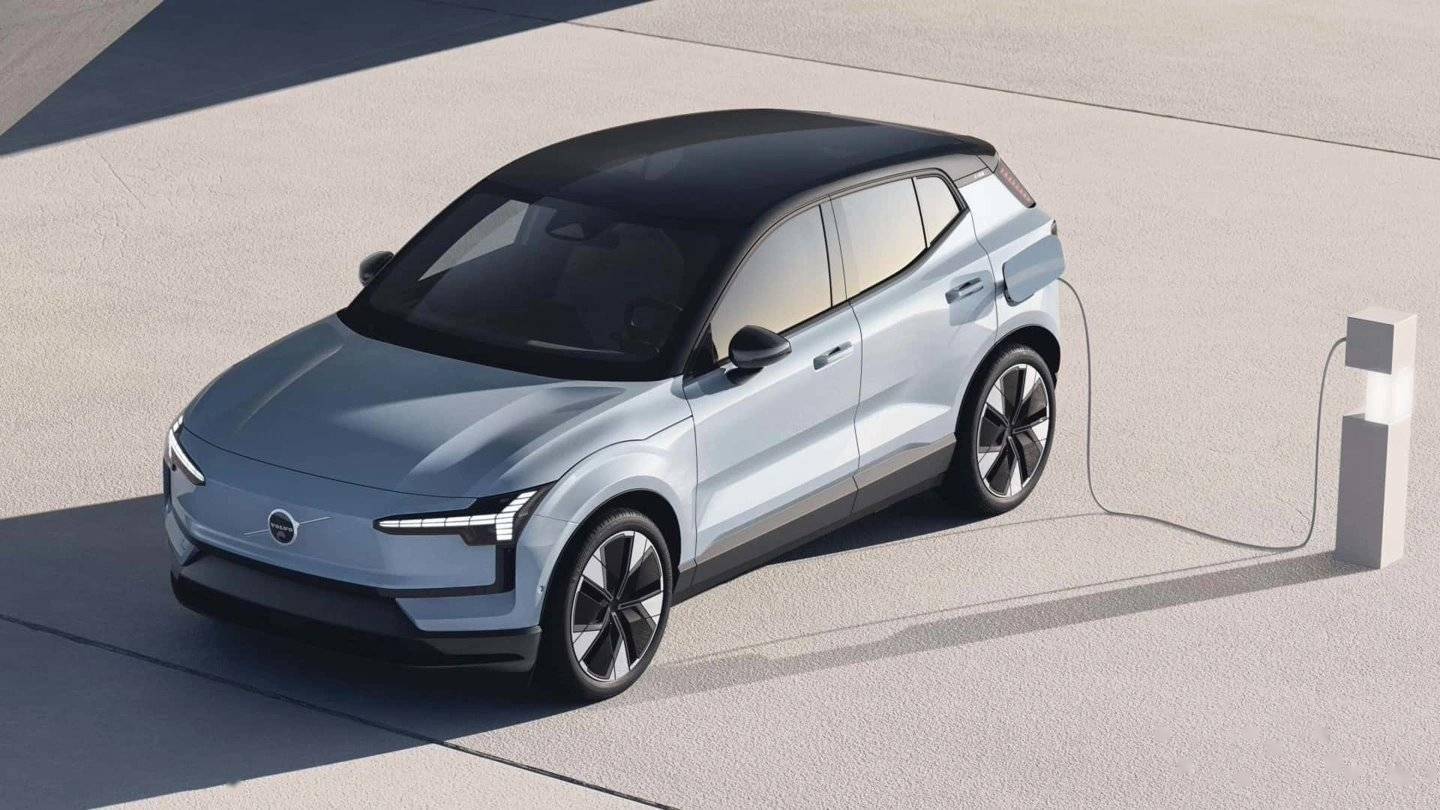 沃尔沃 EX30 纯电 SUV 开启交付：SEA 浩瀚平台打造，20.08 万起
