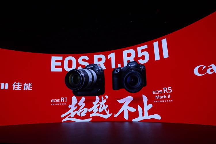 十字对焦、堆栈传感器 佳能EOS R5 Mark II、R1性能飙升、价格还有惊喜