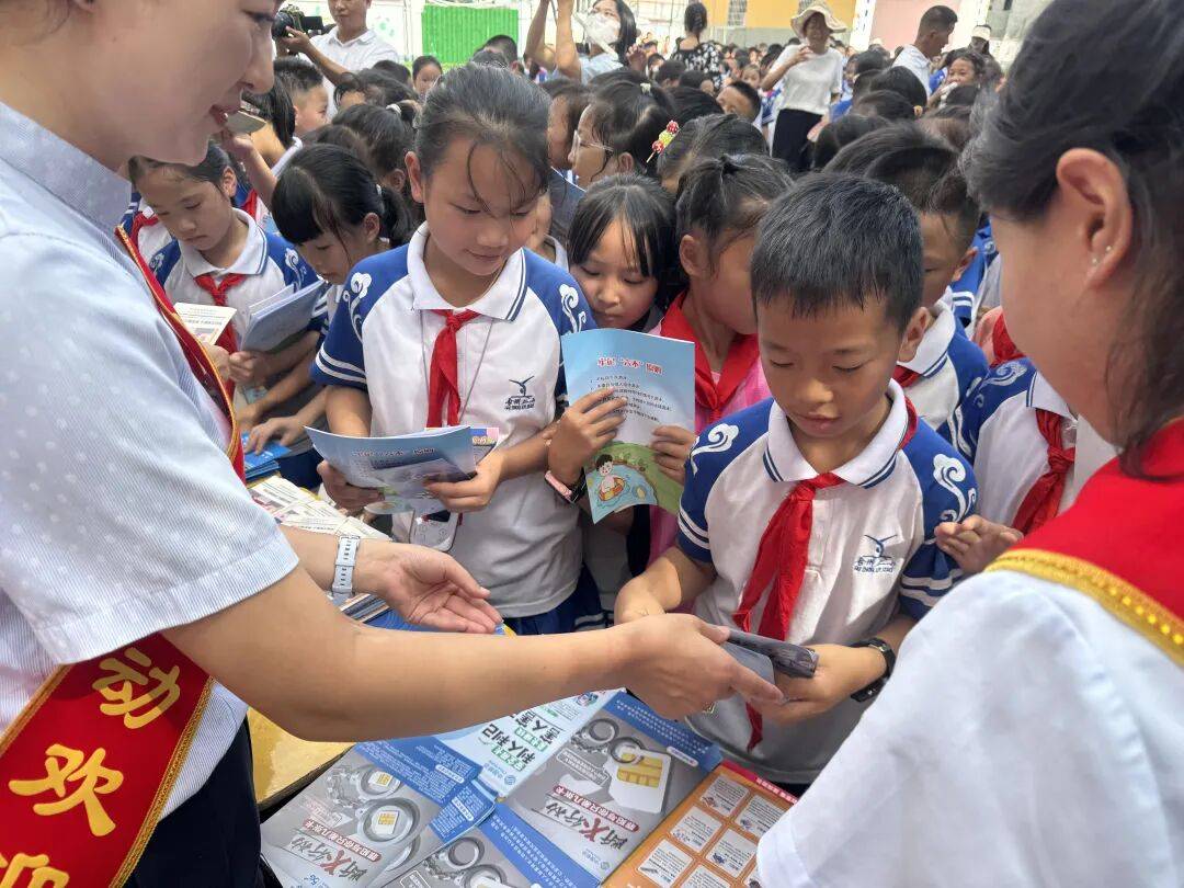 2025年国家网络安全宣传周｜黔东南州：多管齐下，织密网络安全“防护网”