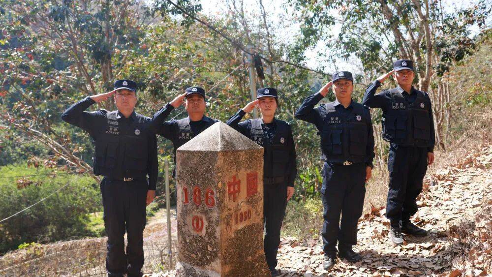 “看到妈妈46个未接来电,心像被重锤击中”