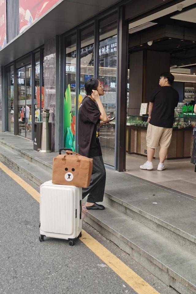 3900美元,金价再突破!黄金周深圳“旅游+淘金”火了