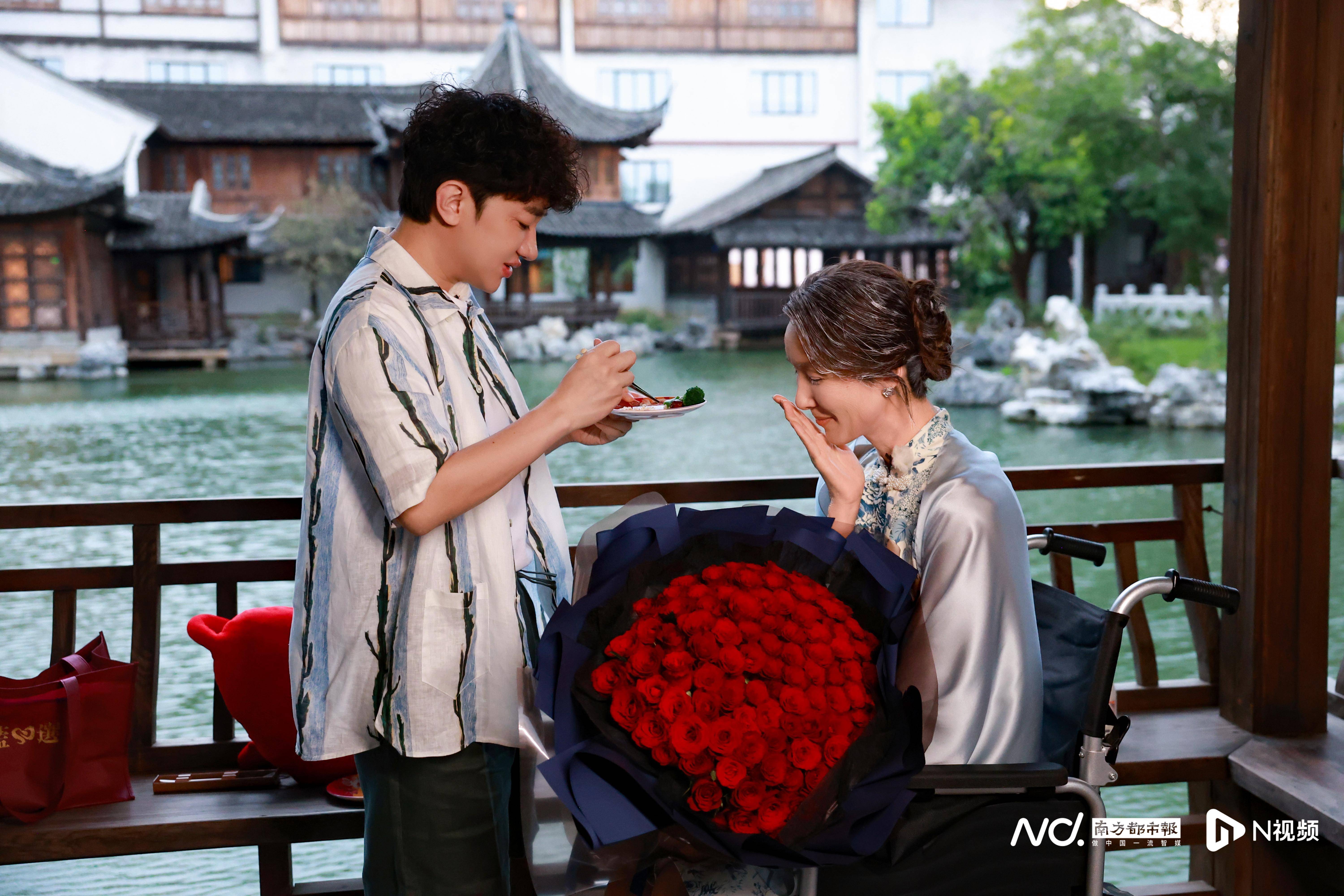 王祖蓝李亚男:结婚10周年,想给彼此一个记录感情的录像