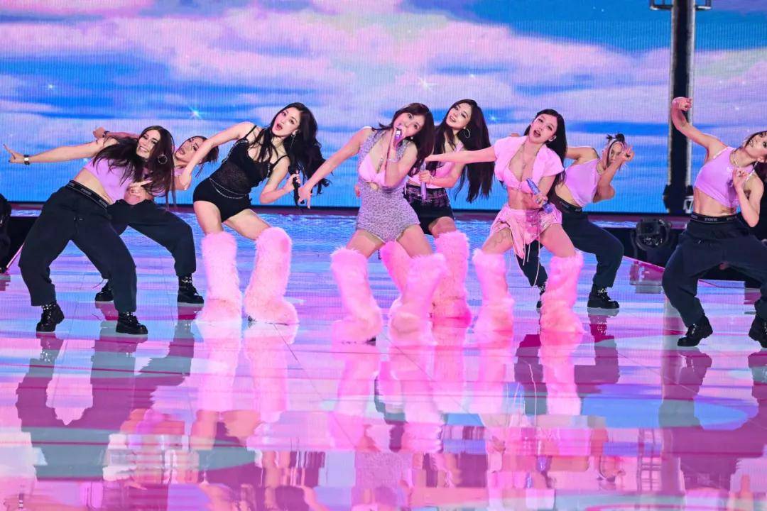 超模均龄30+、不要性感要多元,维秘秀还有新鲜感吗?