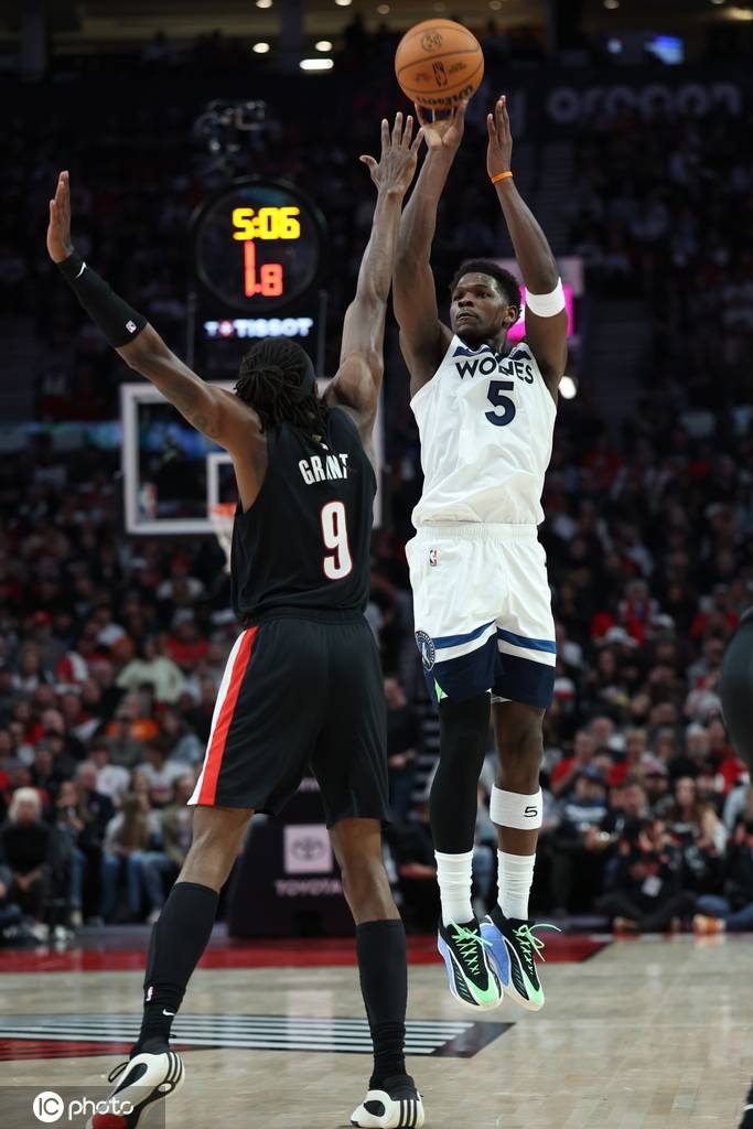 杨瀚森2分1板爱德华兹41分 开拓者遭森林狼逆转