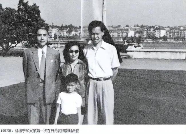 金灿荣:今日送别杨振宁,他的贡献已经远远超过诺贝尔奖