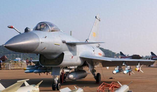 印尼采购歼-10,引发印度的焦虑!印媒:印尼买歼10是灾难,若开战将自食苦果