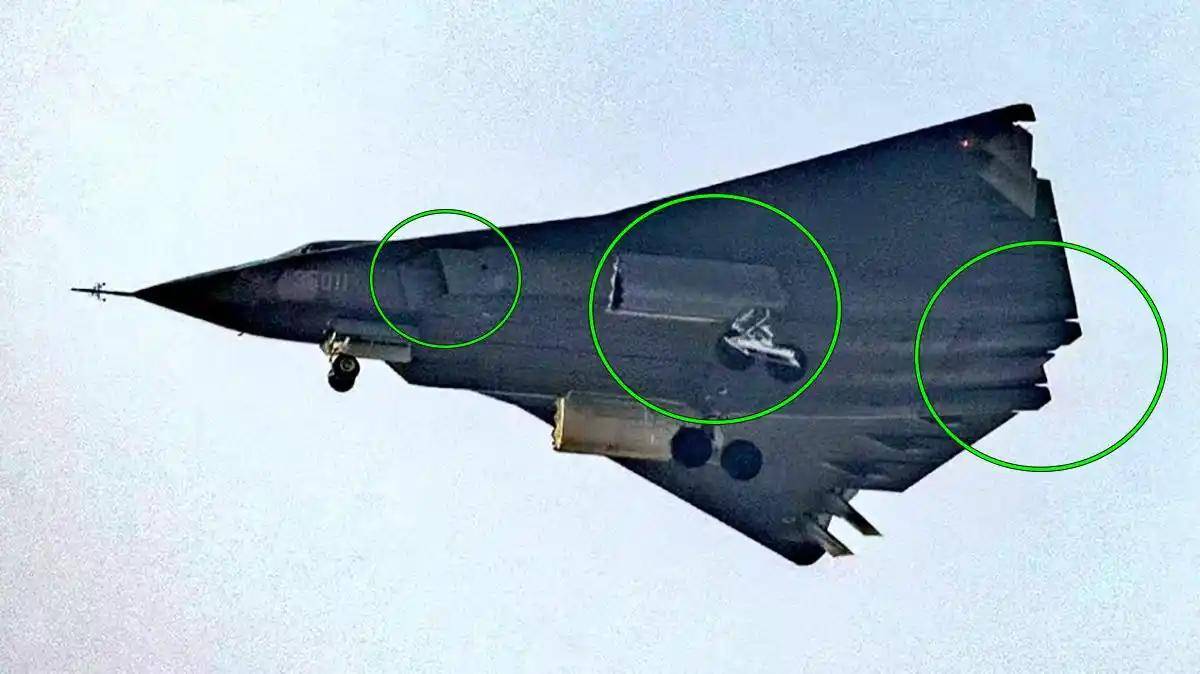 歼-36第二架原型机出现,落后的特朗普急了,准备开历史倒车了