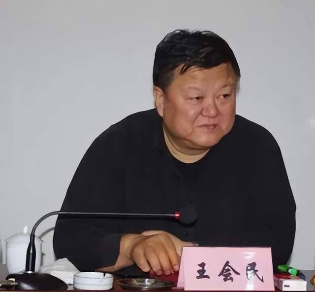 中纪委连打两虎