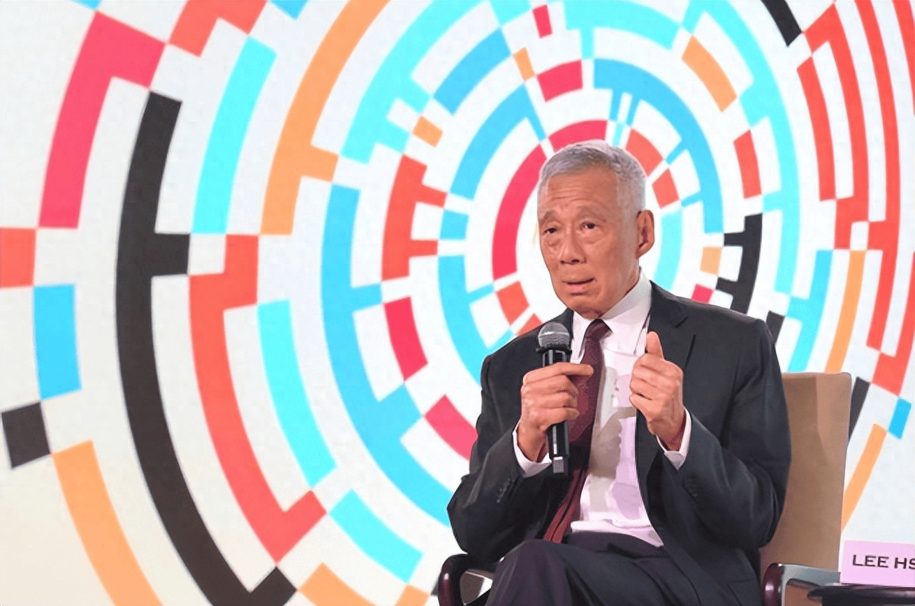 前总理李显龙：台海若有麻烦，那全球都将受到波及，新加坡反对武力收台